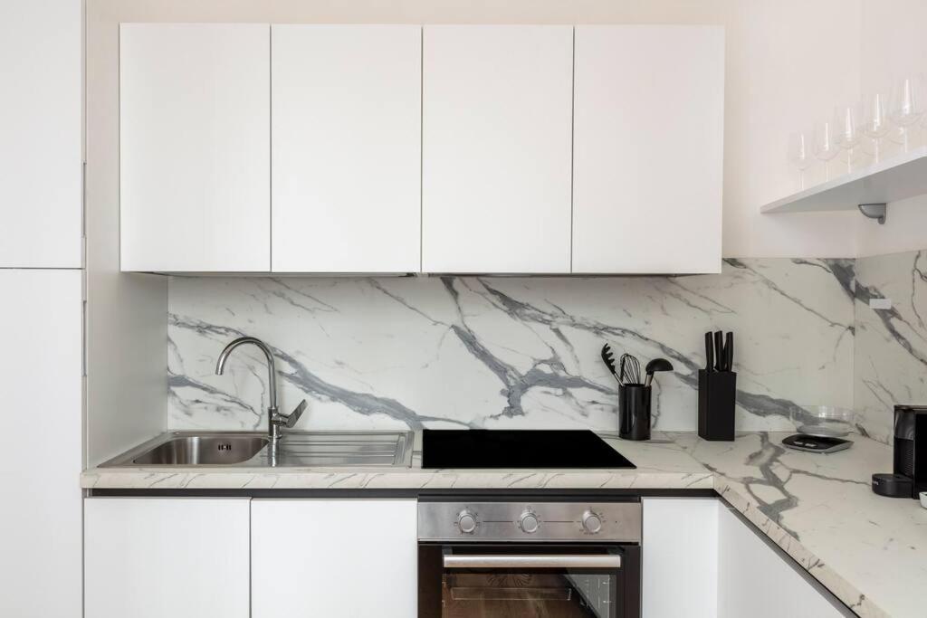 Sjr Luxury Apartment Trevi Fountain 罗马 外观 照片